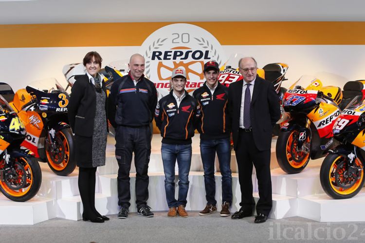 Marquez e Pedrosa festeggiano il 20 ° anniversario del Repsol Honda Team