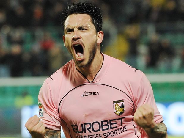 Mauricio Pinilla